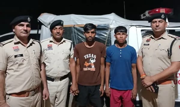 ভারতে বডি শেমিং করায় বন্ধুকে খুন করে টয়লেটে ফেলে দিয়েছে দুই বন্ধু