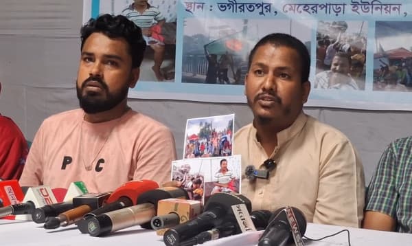 জুলাই যোদ্ধার তালিকায় নাম না থাকার অভিযোগ গুলিবিদ্ধ নাছির মোল্লার