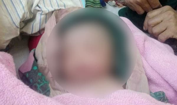 নরসিংদীতে হাসপাতাল থেকে নবজাতক চুরির ১২ ঘন্টা পর উদ্ধার