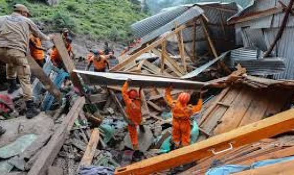 Heavy rain in Pakistan, India & Nepal kills over 400