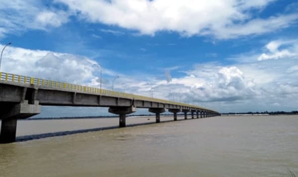 উদ্বোধনের পরদিনই মাওলানা ভাসানী সেতু থেকে বৈদ্যুতিক ক্যাবল চুরি