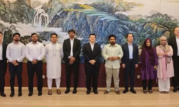 নাহিদ ইসলামের নেতৃত্বে চীন সফরে যাচ্ছেন এনসিপির ৮ নেতা