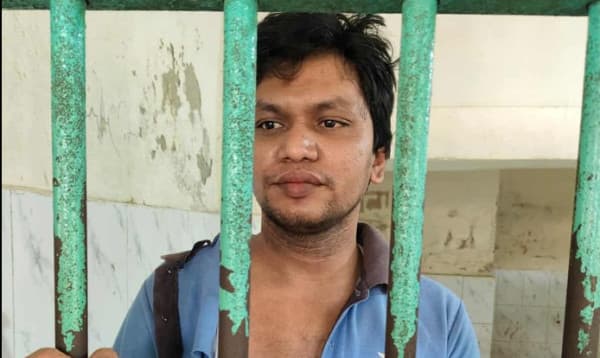হত্যাচেষ্টা মামলায় ডাকসু ভিপি প্রার্থী জালাল গ্রেপ্তার