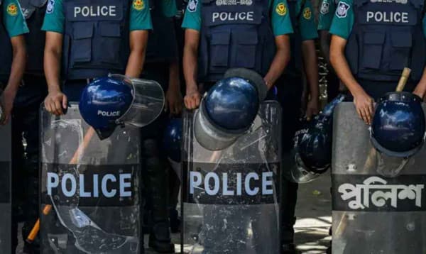 নির্বাচনে দায়িত্ব পালনের জন্য দেড় লাখ পুলিশকে বিশেষ প্রশিক্ষণ