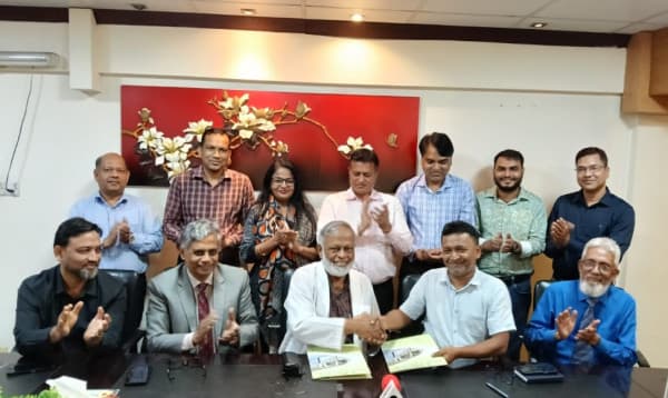 ডিবিসি নিউজ ও আনোয়ার খান হাসপাতালের মধ্যে স্বাস্থ্যসেবা চুক্তি স্বাক্ষর