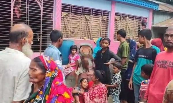 মানিকগঞ্জে বৃদ্ধ মাকে হত্যা করে পালালো ছেলে