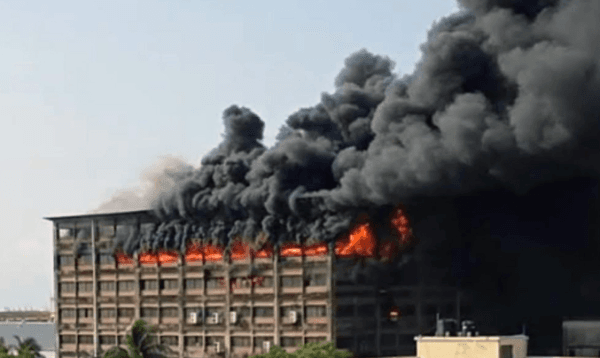 চট্টগ্রাম ইপিজেডে পোশাক কারখানায় ভয়াবহ আগুন, নিয়ন্ত্রণে ১৬ ইউনিট