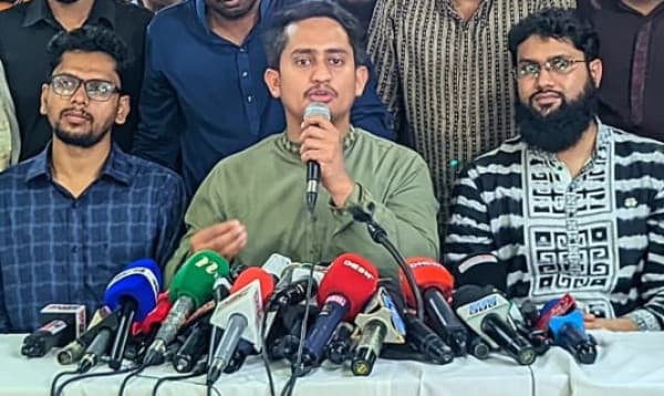 দায়সারা নির্বাচন করলে অন্তর্বর্তী সরকারকে জুলাই যোদ্ধাদের মুখোমুখি হতে হবে: সারজিস