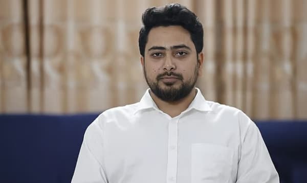 গণভোটের আগে তত্ত্বাবধায়ক সরকারের সুযোগ নেই: নাহিদ ইসলাম