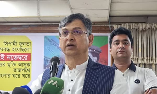 অন্তর্বর্তী সরকার রেফারি হয়েও হাত দিয়ে গোল দিয়েছে: সালাহউদ্দিন