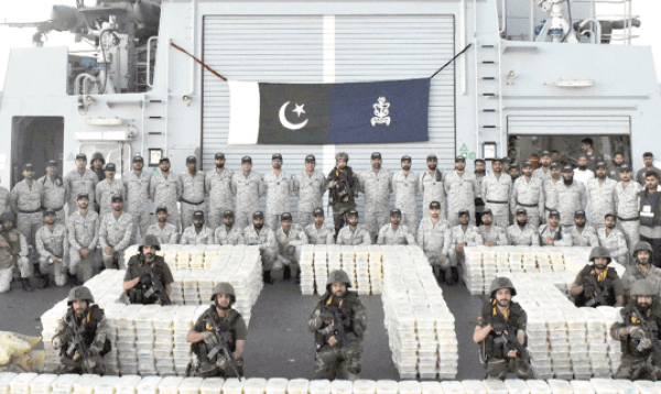 আরব সাগরে প্রায় ১৬শ’ কোটি টাকা মূল্যের ক্রিস্টাল মেথ জব্দ করলো পাকিস্তান