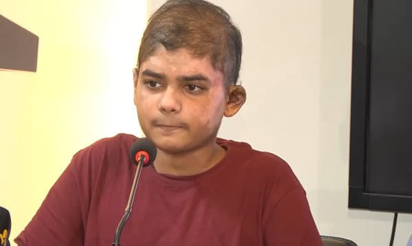 ৩৪ বার অস্ত্রোপচারের পর মায়ের কোলে ফিরল আরিয়ান