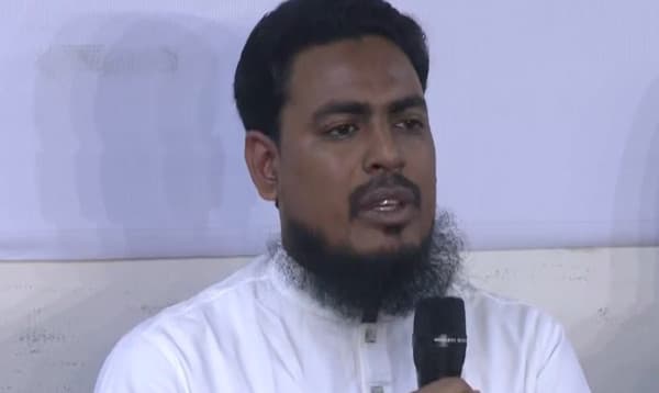 তত্ত্বাবধায়ক সরকার পুনর্বহালের রায়ে জাতি কলঙ্কমুক্ত হয়েছে: আখতার