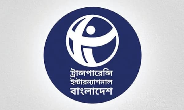 গভীর রাতে সাংবাদিক–ব্যবসায়ীকে তুলে নেওয়ায় টিআইবির গভীর উদ্বেগ