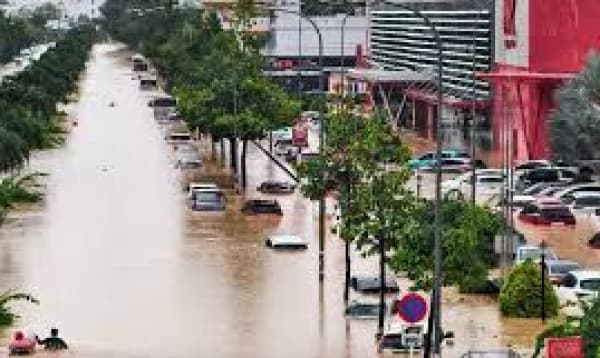 At least 41 dead as relentless rains flood Vietnam