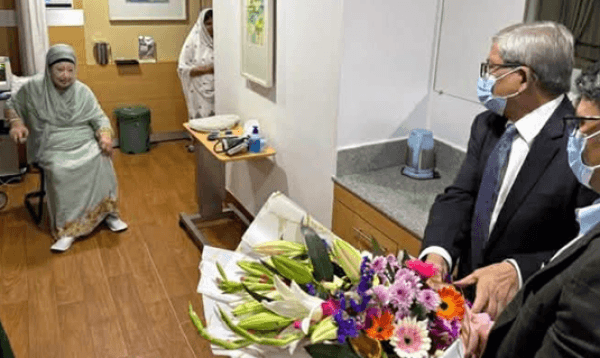 হাসপাতালে ভর্তি খালেদা জিয়া