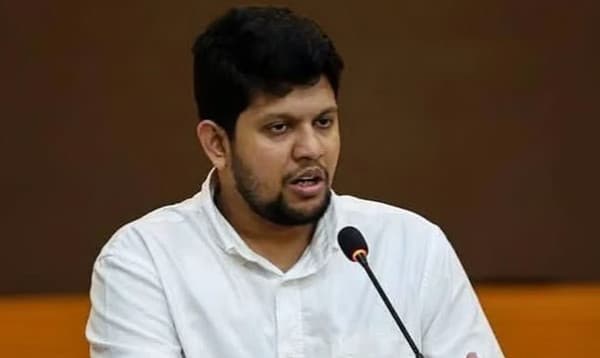 মজলুম জালিম হচ্ছে, ফ্যাসিবাদবিরোধীরা ফ্যাসিবাদী হচ্ছে: উপদেষ্টা মাহফুজ আলম