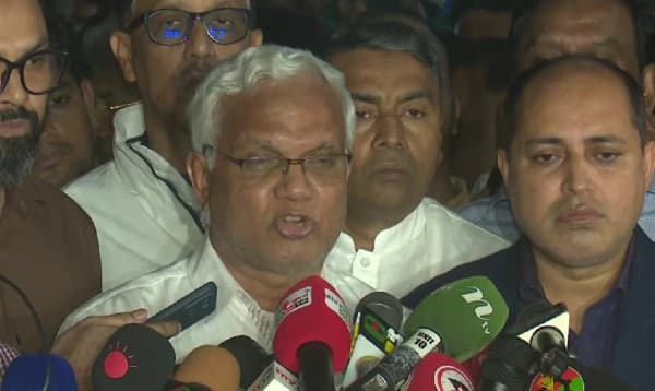 খালেদা জিয়ার অবস্থা গত ৩ দিন ধরে একই পর্যায়ে আছে: ডা. জাহিদ