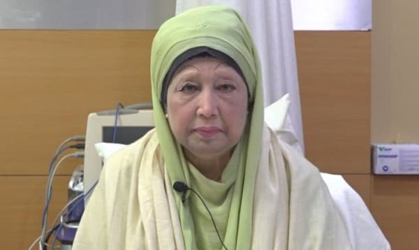 খালেদা জিয়ার জন্য সারাদেশে দোয়া ও প্রার্থনার আহ্বান জানিয়েছে সরকার