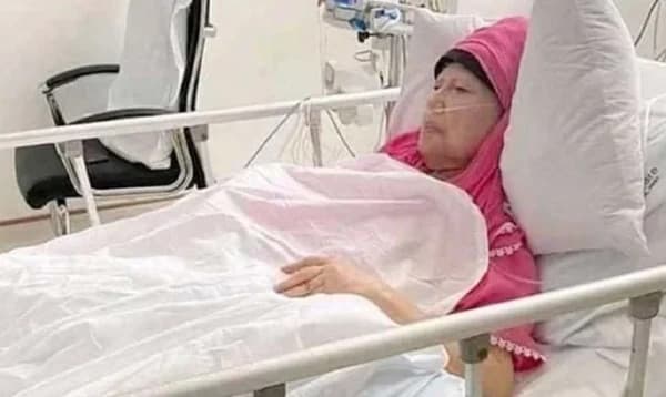 খালেদা জিয়ার এন্ডোস্কোপি সম্পন্ন, বন্ধ হয়েছে পাকস্থলীর রক্তক্ষরণ: মেডিকেল বোর্ড