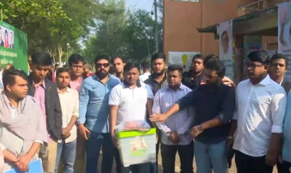 বরিশাল বিশ্ববিদ্যালয়ে ছাত্রদলের নেতৃত্ব নির্বাচনে ভোটগ্রহণ