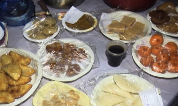 কুয়াশার চাদরে ঢেকে নবান্নে পিঠাপুলির উৎসবে মাতোয়ারা বরিশাল