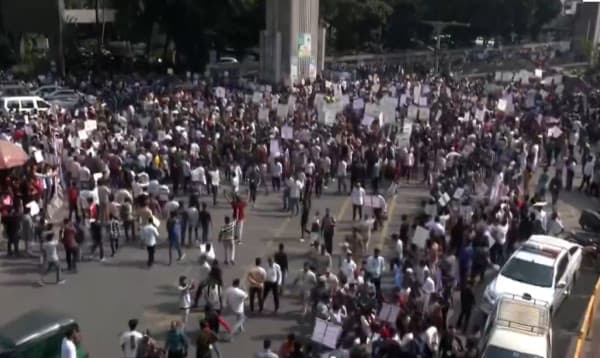 অনির্দিষ্টকালের জন্য সারাদেশে মোবাইল দোকান বন্ধ ঘোষণা