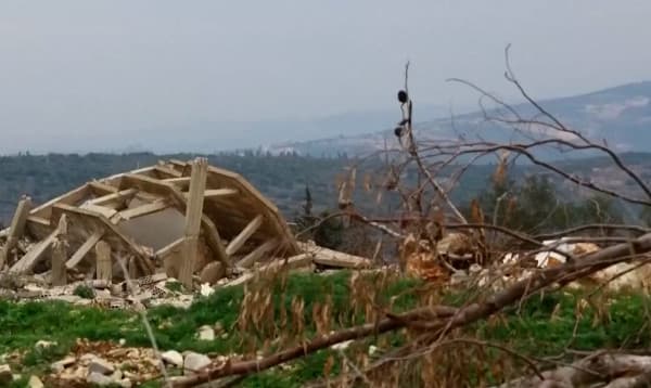 লেবাননে ইসরায়েলের ব্যাপক বিমান হামলা