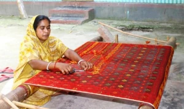 ইউনেস্কোর ঐতিহ্যের স্বীকৃতি পেল 'টাঙ্গাইল শাড়ি বুনন শিল্প'