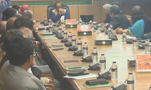 বাংলাদেশ ব্যাংকে চালু হলো ই-ডেস্ক সিস্টেম