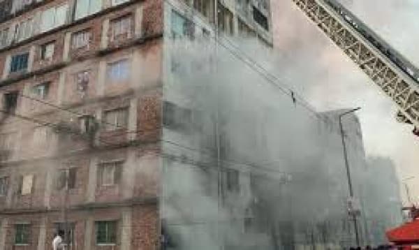 Fire breaks out at Jabela tower in Keraniganj