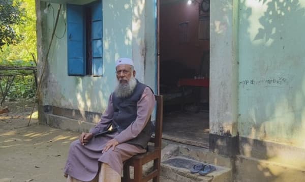 বাবুগঞ্জে ওসমান হাদির শ্বশুরবাড়িতে শোকের মাতম, এলাকাবাসীর ক্ষোভ