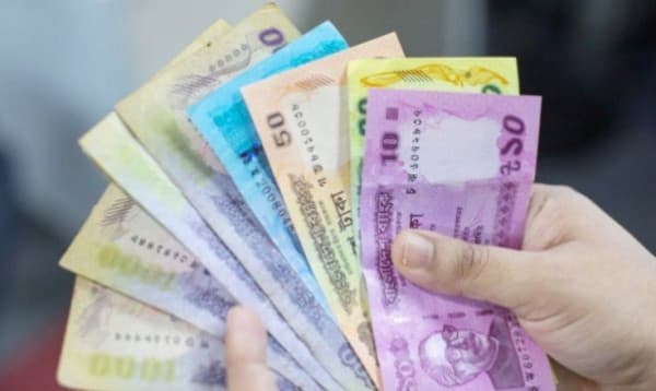 বয়স্ক ভাতা ১০০, বিধবা ভাতা ৫০ টাকা বাড়ছে