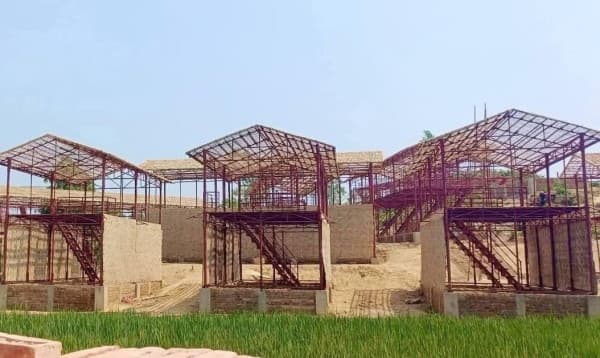 কক্সবাজারে পাহাড় কেটে রোহিঙ্গাদের জন্য চলছে দোতলা ঘর নির্মাণ!