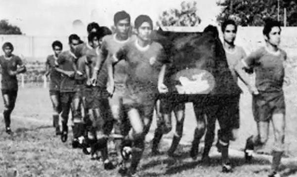 খেলার মাঠে মুক্তিযুদ্ধ করেছিলো স্বাধীন বাংলা ফুটবল দল
